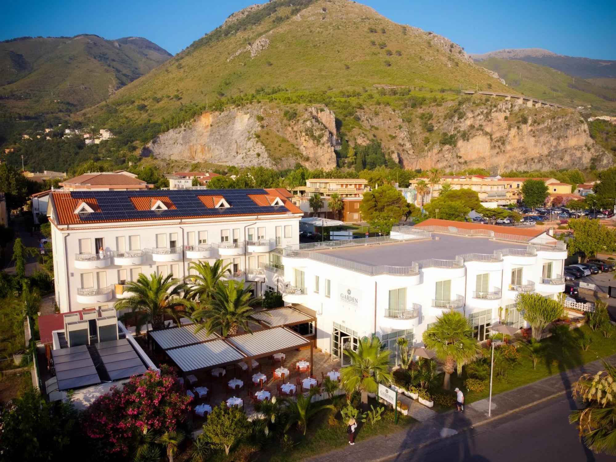 Hotel Garden Praia a Mare Bagian luar foto